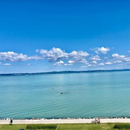 シオーフォクBalaton-Parti Luxus Lakasアパートメント エクステリア 写真